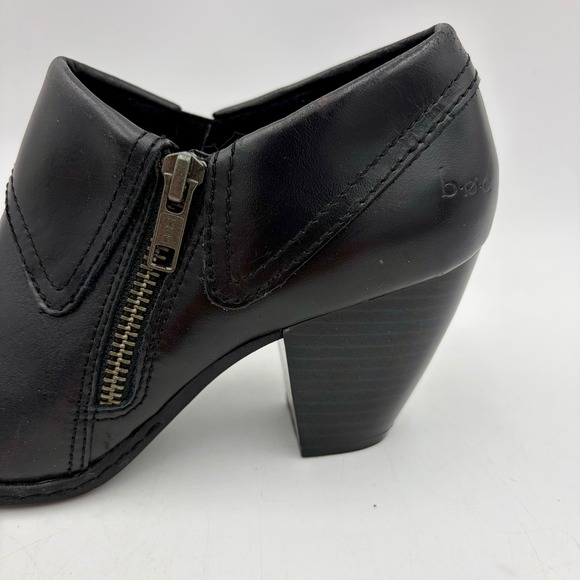 B.O.C. Born Concept Ankle Booties Heels Women 6 Black Leather Chunky Biker Zip - Picture 3 of 10